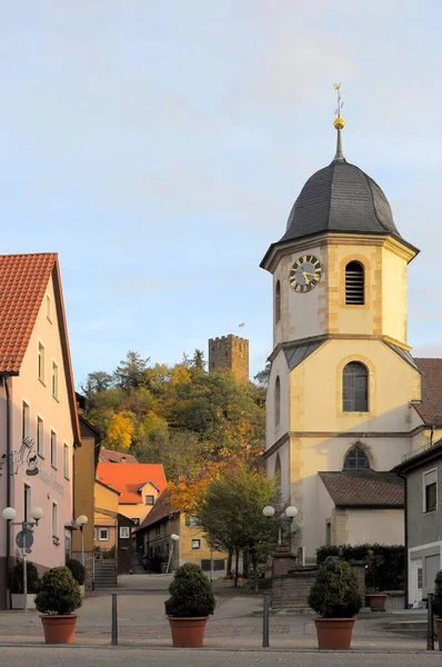 Εκκλησία Και Κάστρο Στο Sternenfels Φθινόπωρο — Φωτογραφία Αρχείου