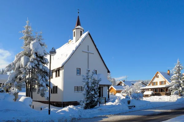 Kościół Chrystusa Śniegiem Północny Czarny Las Pobliżu Besenfeld Śniegiem Lodem — Zdjęcie stockowe