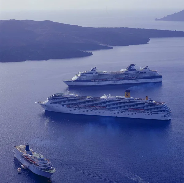 View Thira Fira Island Vulkano Nea Kameni Caldera Cruise Ships — Stock Photo, Image