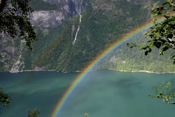 滝の美しい景色 自然背景 — ストック写真