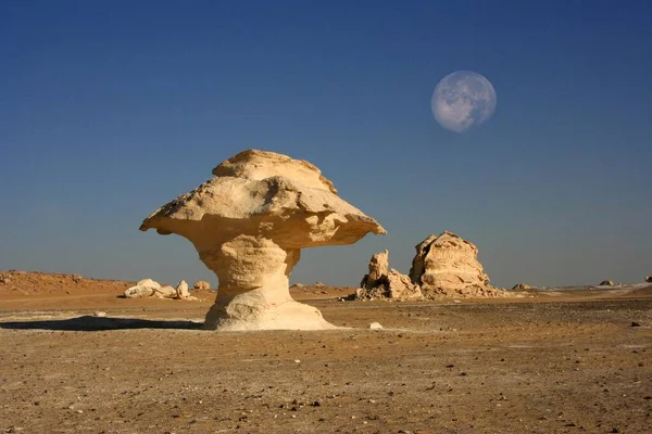 Bizarre Kalksteinformationen Charakterisieren Die Weiße Wüste Ägypten Afrika — Stockfoto