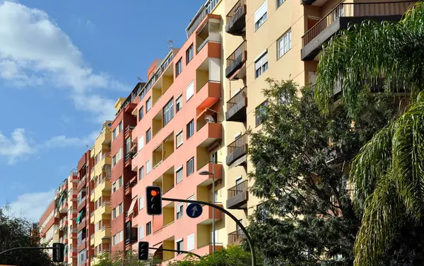 Cruz City Centre Apartment Block High Rise Santa Cruz Tenerife — Stock Photo, Image