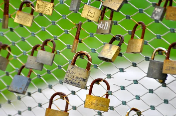 Friendship Locks Fence Suspension Lock Love Lock — Stock Photo, Image