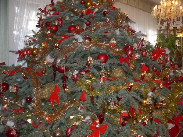 Gedecoreerde Kerstboom Kerstversiering — Stockfoto