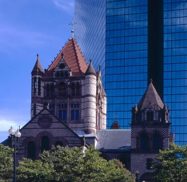 Usa Massachusetts Boston Trinity Church Återspeglas Hancock Tower Nordamerika — Stockfoto