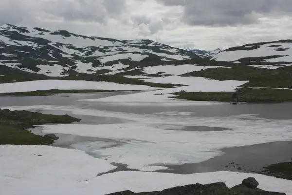 Горное Озеро Национальном Парке Йотунхеймен Норвегия Европа — стоковое фото