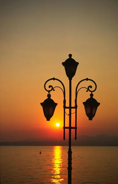 Gardasee Italien Lazise Sonnenuntergang Sehnsucht See Europa — Stockfoto