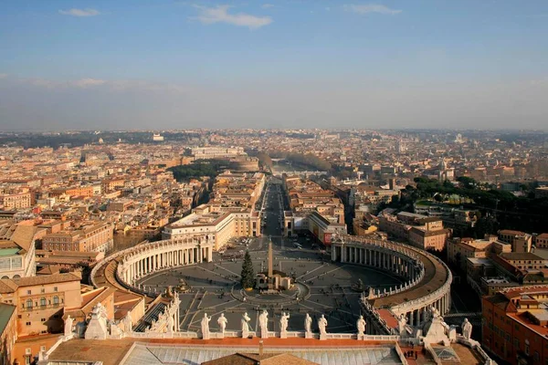 ドーム広場サンピエトロ大聖堂と教皇庁からの眺め ピーター ピエトロ バチカン ヴァチカーノ — ストック写真