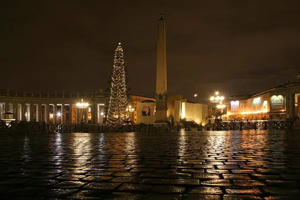 Πλατεία Του Αγίου Πέτρου Βράδυ Χριστούγεννα Crib Cathedral Και Παπική — Φωτογραφία Αρχείου
