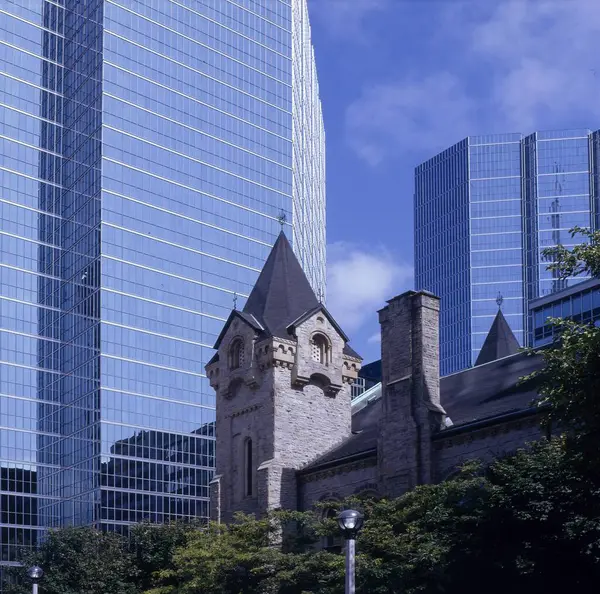 Canada Ontario Toronto Andrews Church Old New Architecture North America — Stock Photo, Image