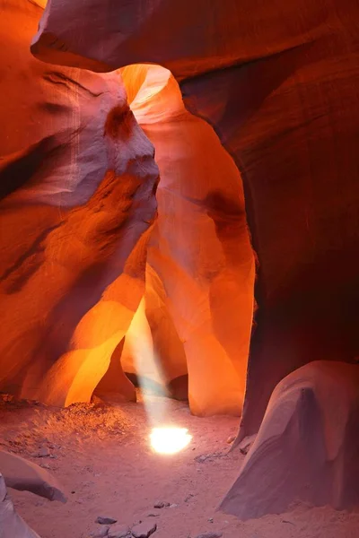 Beams Lower Antelope Canyon Slot Canyon Navajo Reservation Page Arizona — Stock Photo, Image