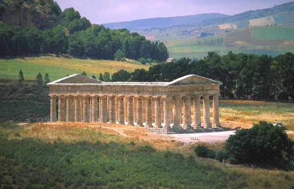 Doric Temple Background View — Stock Photo, Image