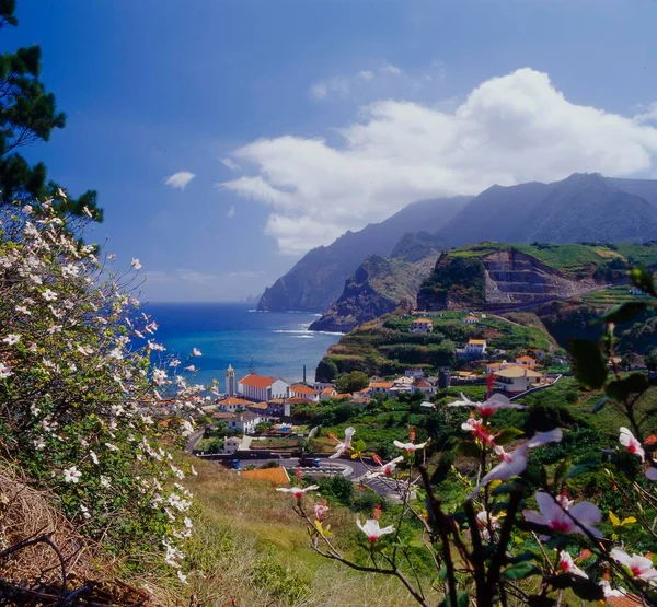 Pohled Porto Cruz Severovýchodní Pobřeží Portugalsko Ostrov Madeira — Stock fotografie