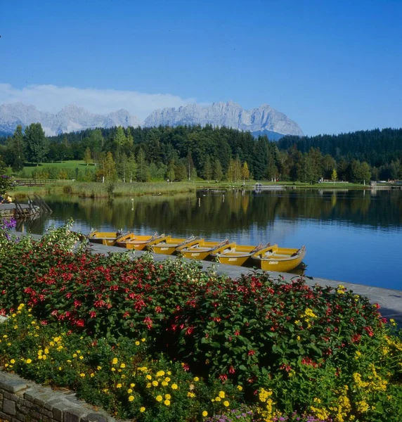 Widok Jezioro Schwarzsee Koło Kitzbhl Wilder Kaiser Tyrol Austria Europa — Zdjęcie stockowe