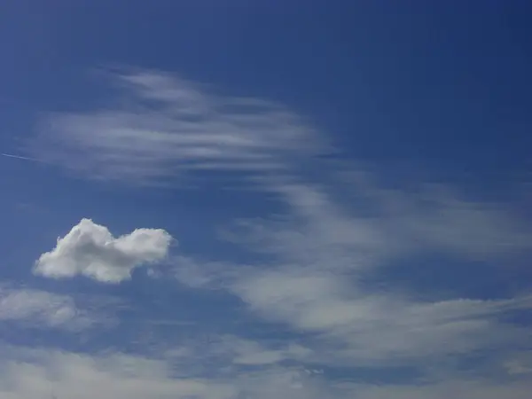 Красивые Облака Небе Фоне Природы — стоковое фото