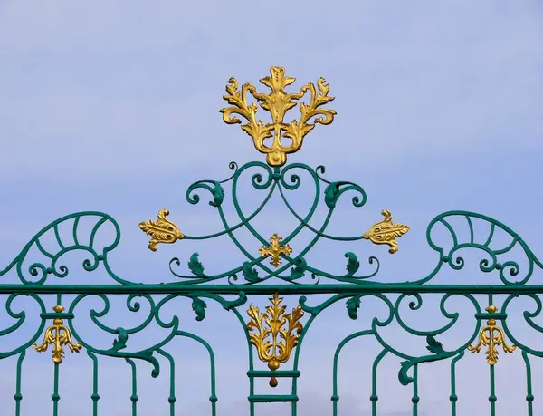 路德维斯堡宫在春天开花巴洛克 — 图库照片