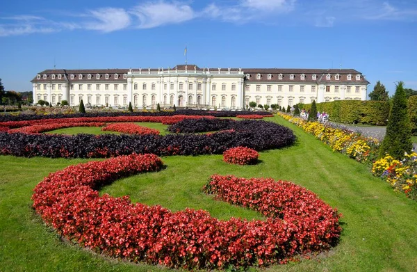 Blhendes Barock Ludwigsburg Pałac Kwietniki Jesienią — Zdjęcie stockowe