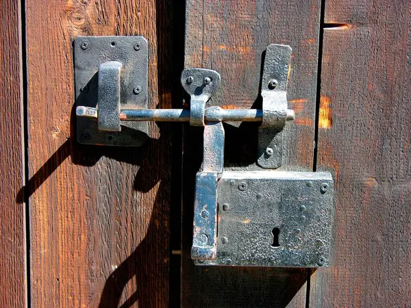 Old Door Lock Close — Stock Photo, Image