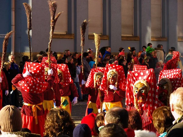 Procissão Carnaval Donaueschingen Floresta Negra Baar Mau Wrtt Bruxas Schellenberg — Fotografia de Stock