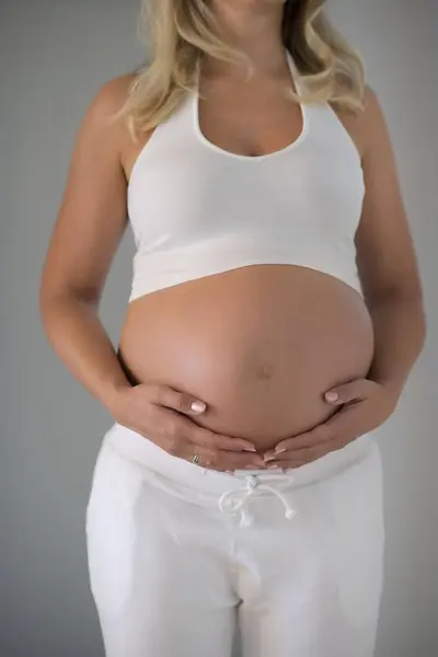 Mujer Nueve Meses Embarazada Alemania Europa —  Fotos de Stock