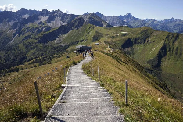 Ridge Wandelweg Van Het Bergstation Fellhornbahn Naar Top Fellhorn Achter — Stockfoto