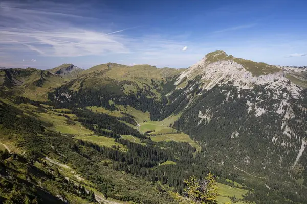 Esquerda Diedamskopf Direita Hoher Ifen Vista Walmendingerhorn Lkleinwalsertal Allgu Alps — Fotografia de Stock