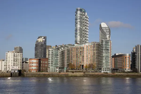 Nowoczesne Budynki Mieszkalne Biurowe Canary Wharf Wyspa Psów Docklands Londyn — Zdjęcie stockowe