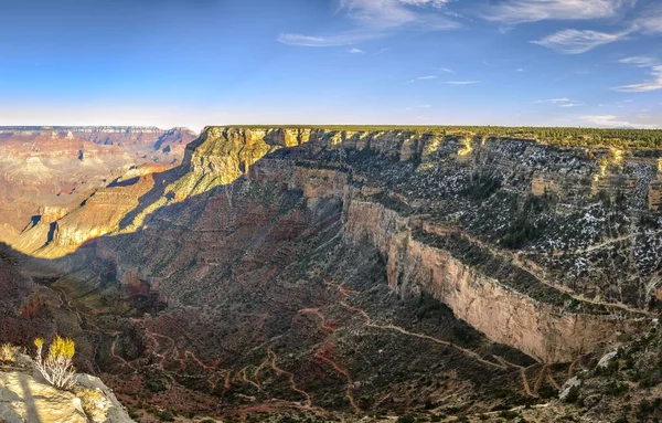 Gorge of the Grand Canyon with Bright Angel Trail, view from Maricopa Point, eroded rock landscape, South Rim, Grand Canyon National Park, Arizona, USA, North America