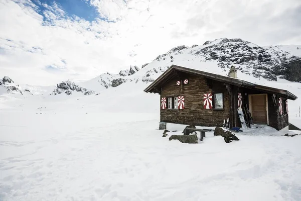 Traditional Wooden Chalet Snowy Winter Landscape Melchsee Frutt Canton Obwalden — Stock Photo, Image