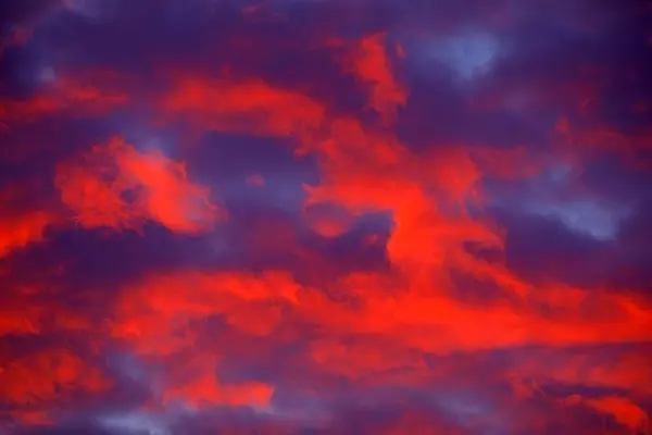 Red Cloudy Sky Sunset Beautiful View — Stock Photo, Image