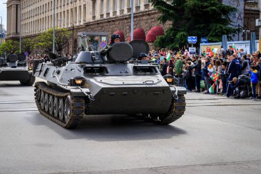 Sofya, Sofya, Bulgaristan - 05.06.2023: Bulgar ordusunun askeri geçidi