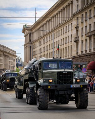 Sofya, Sofya, Bulgaristan - 05.06.2023: Bulgar ordusunun askeri geçidi