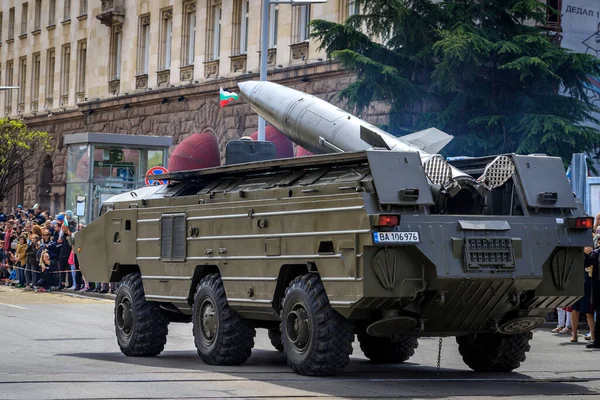 Sofya, Sofya, Bulgaristan - 05.06.2023: Bulgar ordusunun askeri geçidi