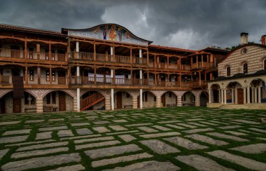 Çernogorski Manastırı Aziz Kozma ve Damian
