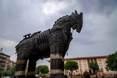 Anakkale 'den görüntü - Türkiye' nin kuzeybatısında Marmara bölgesinde, Çanakkale Boğazı üzerinde bir şehir