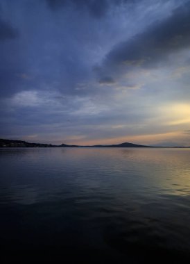 Ayvalk - Balkesir ilinin bir belediyesi ve ilçesi, Türkiye