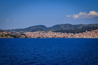 Kuzeydoğu Ege Denizi 'nde yer alan bir Yunan adası olan Lesbos veya Lesvos' a bakın