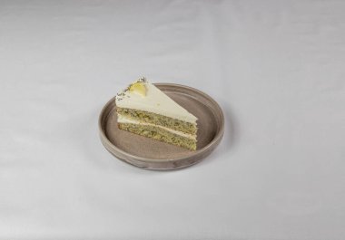 Ev yapımı kek. Yapay ışık altında çekilmiş..