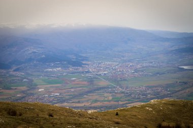 İzleme rotasından Viden zirvesine, Konyavska dağına, Kyustendil, Bulgaristan