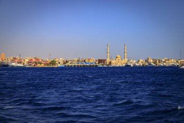 Hurghada, Kızıldeniz Valiliği, Mısır - 04.30.2024: Hurghada 'dan görüntü