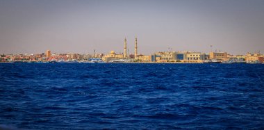 Hurghada, Kızıldeniz Valiliği, Mısır - 04.30.2024: Hurghada 'dan görüntü
