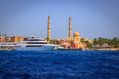 Hurghada, Kızıldeniz Valiliği, Mısır - 04.30.2024: Hurghada 'dan görüntü