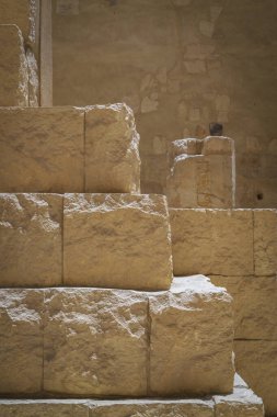 Al Qarna, Luxor, Mısır - 05.01.2024: Hatshepsut Morg Tapınağı