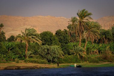 Nil nehri, Mısır 'da yelken açarken görüntüle