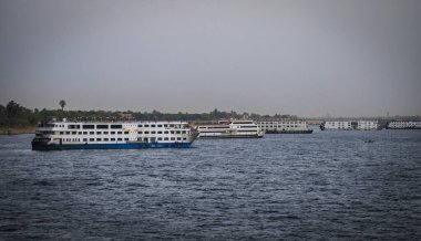 Nil nehri, Mısır 'da yelken açarken görüntüle