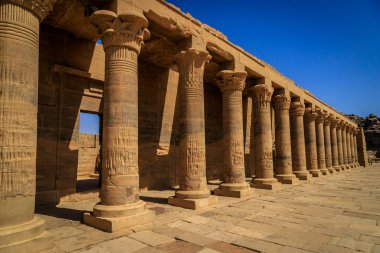 Aswan, Mısır - 05.02.2024: Bu tapınak tanrıça Isis 'e adanmıştır. Aswan 1, Mısır.