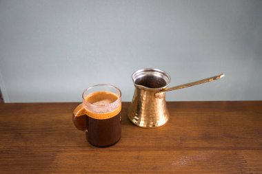 Lokantada yeni hazırlanmış içecek.