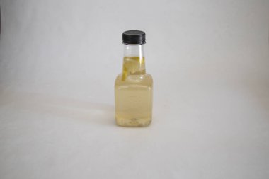 Lokantada yeni hazırlanmış içecek.