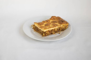 Yeni hazırlanmış yemek / yemek bir restoranda servis edilecek.