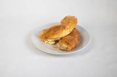 Yeni hazırlanmış yemek / yemek bir restoranda servis edilecek.